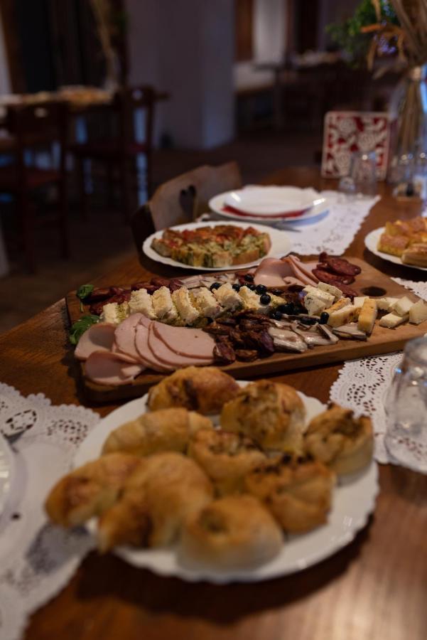 Country house Domacinstvo Cikic
