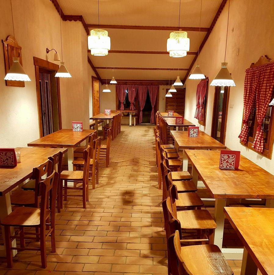 Country house Domacinstvo Cikic Zasavica